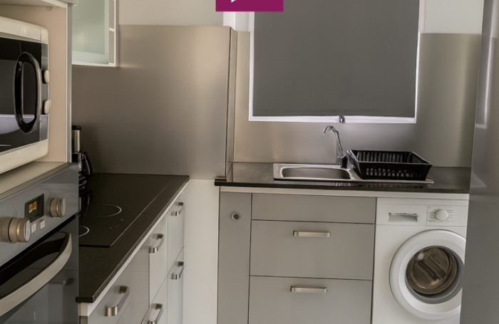 &Agrave; LOUER T2 DE 53M2 AVEC ACC&Egrave;S PLAGE AU GOSIER