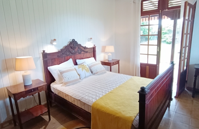 Vente Divers 161m&sup2; 6 pi&#232;ces Saint François