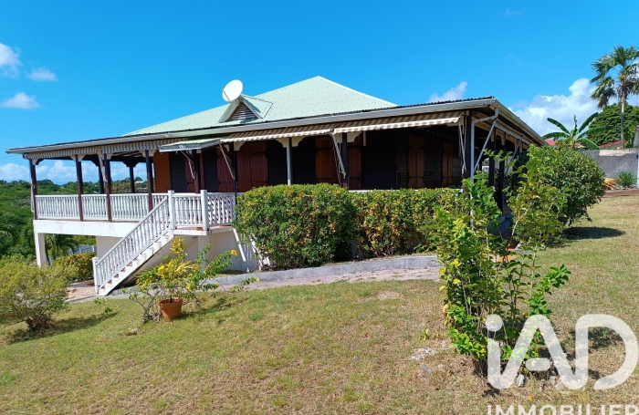 Vente Divers 161m&sup2; 6 pi&#232;ces Saint François