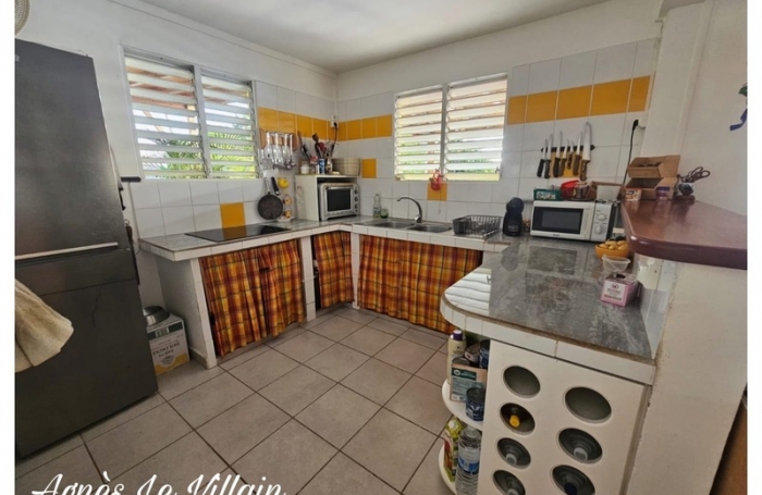 Vente Maison 76m&sup2; 4 pi&#232;ces Bouillante