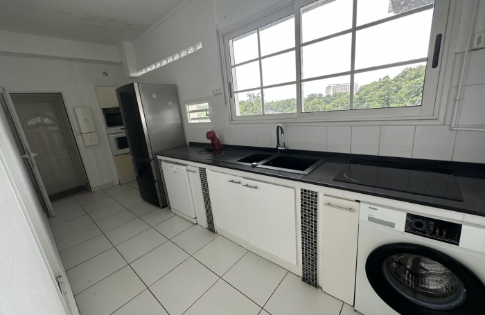 Location Appartement 104.16m&sup2; 5 pi&egrave;ces Les Abymes