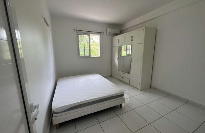 Location Appartement 104.16m&sup2; 5 pi&egrave;ces Les Abymes