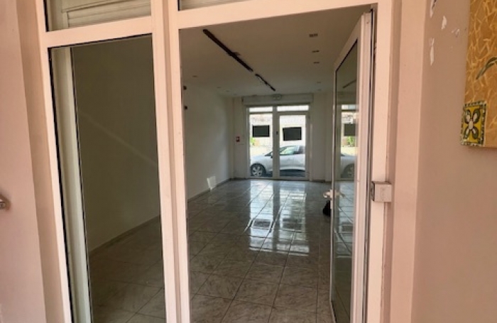 LOCAL COMMERCIAL 23M2 GALERIE COMMERCIALE EN CENTRE VILLE