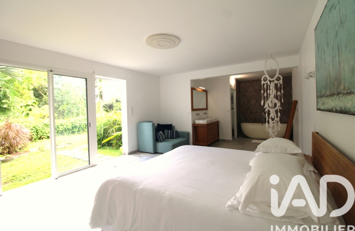 Vente Divers 192m&sup2; 6 pièces Petit-Bourg