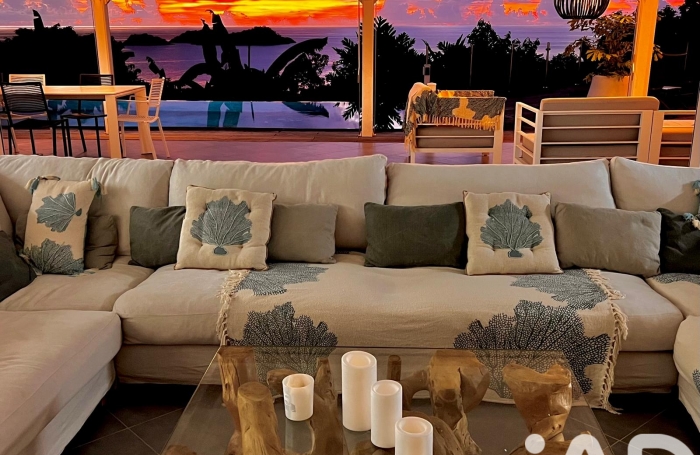 Vente Divers 225m&sup2; 6 pi&#232;ces Bouillante