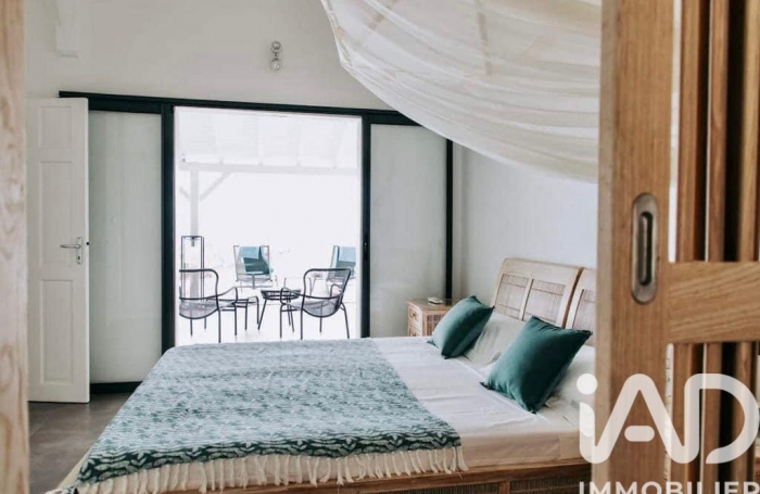 Vente Divers 225m&sup2; 6 pi&#232;ces Bouillante