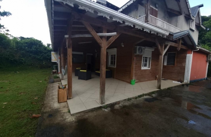 Location Appartement 100m&sup2; 3 pi&#232;ces Morne à l'eau