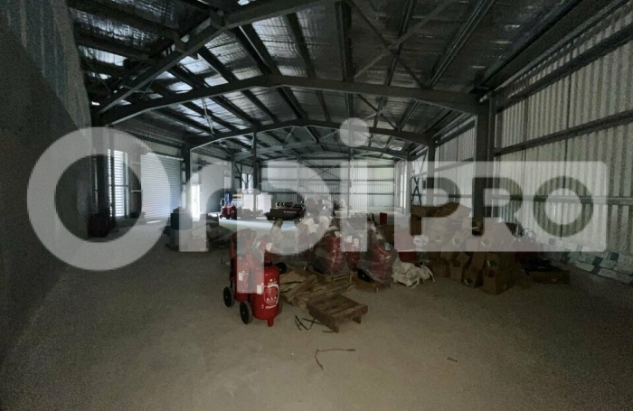 Orpi Boutarel vous propose de louer un entrepôt en plein coeur de petit-pérou.