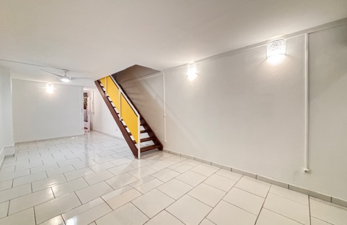 Location Maison 97139