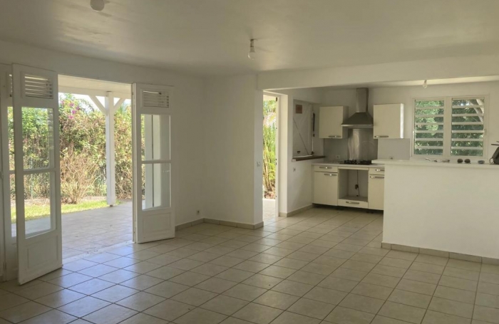 Vente Maison 88.97m&sup2; 4 pi&#232;ces Sainte Rose