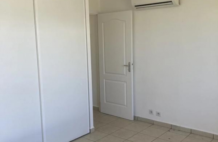 Vente Maison 88.97m&sup2; 4 pi&#232;ces Sainte Rose