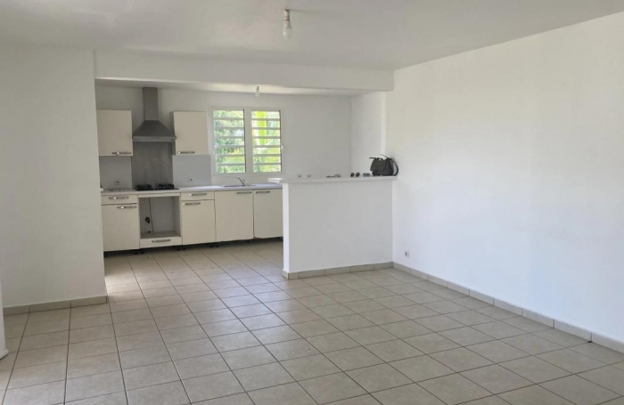 Vente Maison 88.97m&sup2; 4 pi&#232;ces Sainte Rose