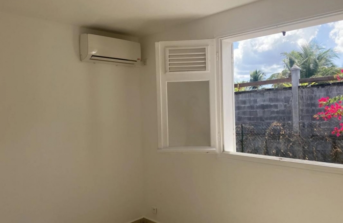 Vente Maison 88.97m&sup2; 4 pi&#232;ces Sainte Rose