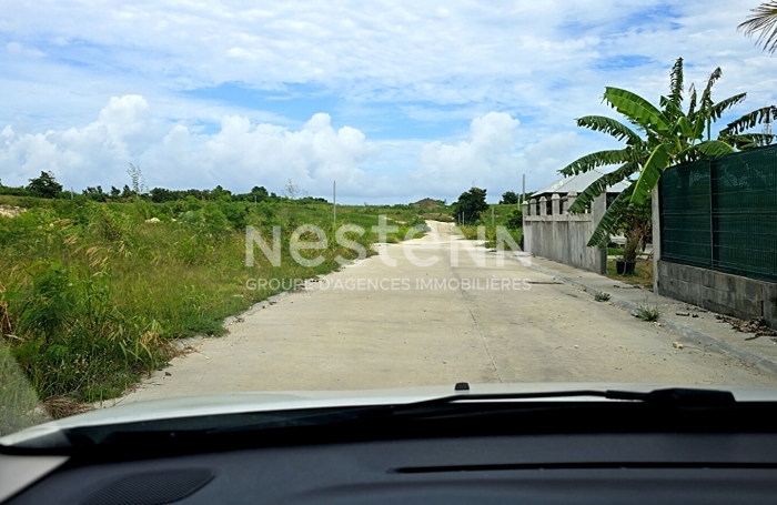 Vente Terrain 768m² Petit-Canal