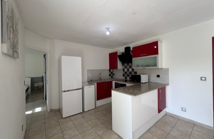 Superbe appartement 2 pièces avec grande loggia