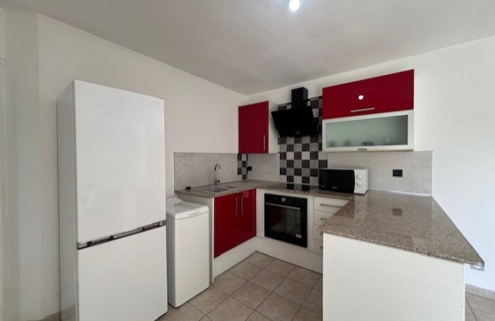 Superbe appartement 2 pièces avec grande loggia