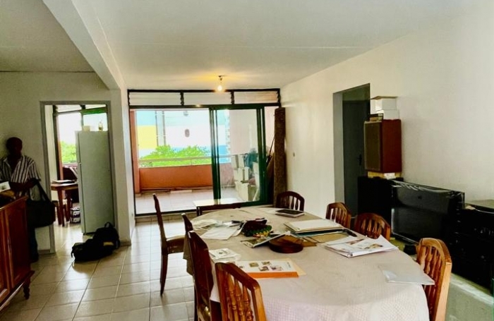 Vente Appartement 85m&sup2; 3 pi&#232;ces Pointe-à-Pitre