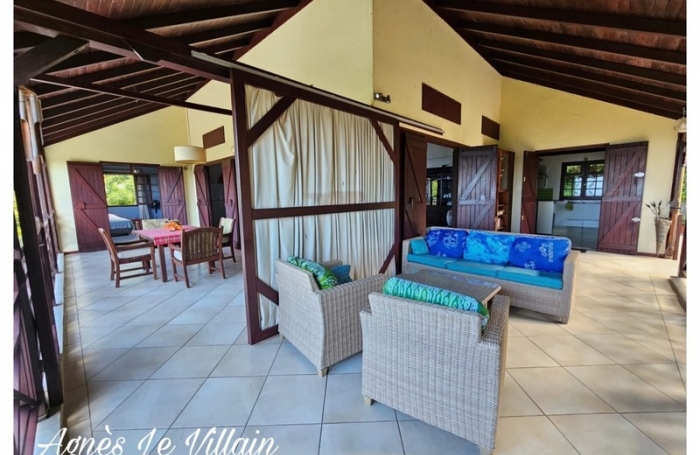 Vente Maison 263m&sup2; 15 pi&#232;ces Pointe-Noire