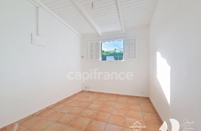Location Maison 59m&sup2; 4 pi&#232;ces Saint Claude