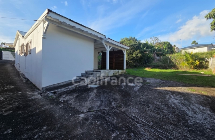 Location Maison 59m&sup2; 4 pi&#232;ces Saint Claude