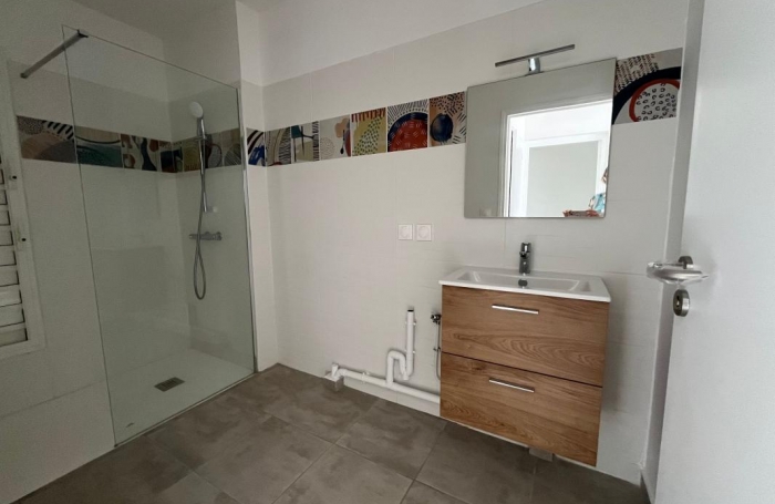 Location Appartement 97180