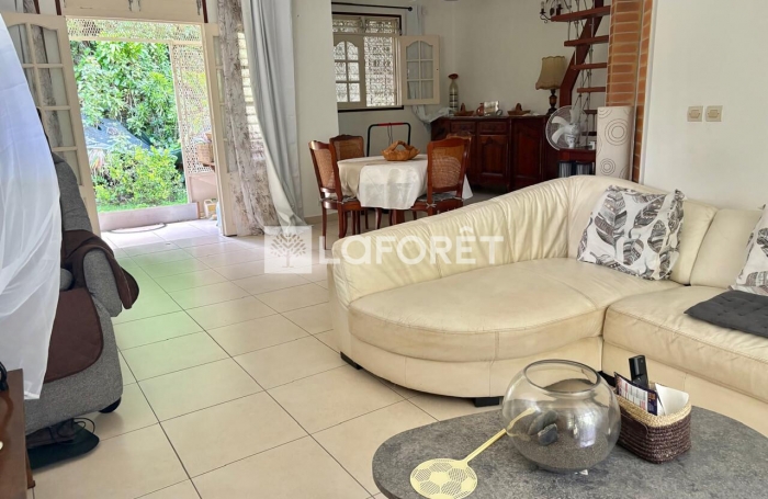 Vente Maison 192.75m² 6 pièces Gosier