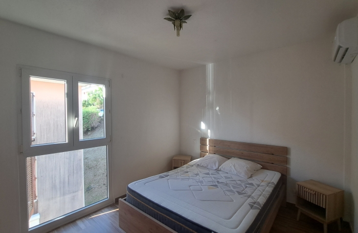 À louer   T3 meublé de 65 m2   Vue imprenable sur le Port de Plaisance