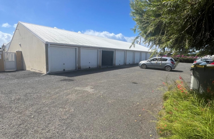 Location Parking 97118