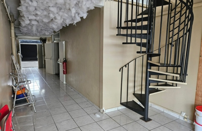 Vente Local commercial 97139