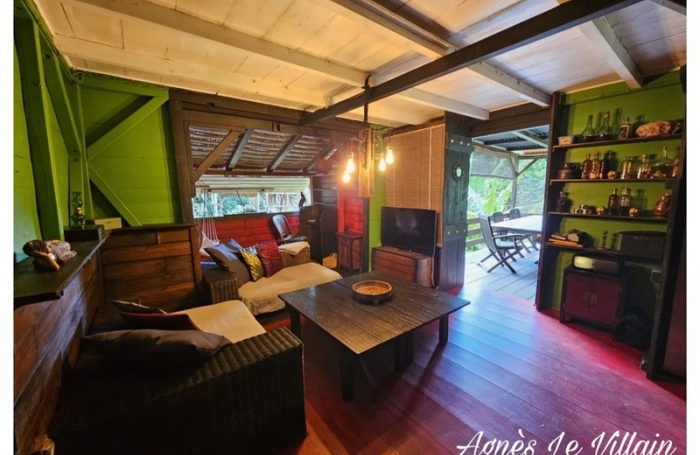 Vente Maison 76m&sup2; 4 pièces Bouillante