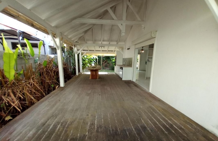 Vente Immeuble 310m&sup2; 15 pièces Gosier