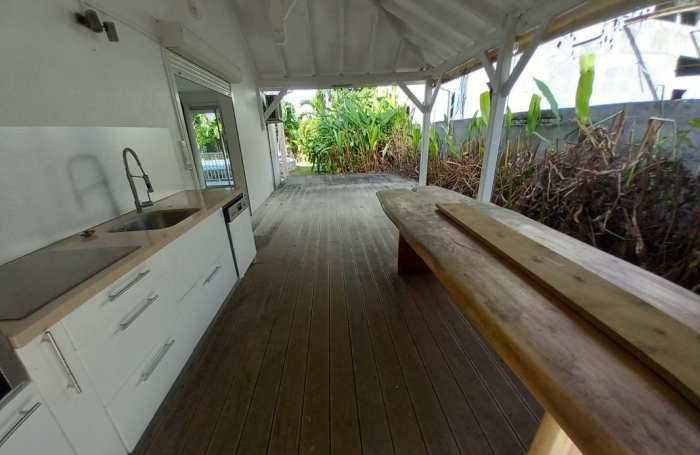 Vente Immeuble 310m&sup2; 15 pièces Gosier