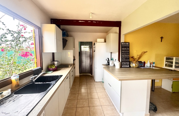 Villa de plain pied &agrave; Capesterre-Belle-Eau avec Longfort Immobilier