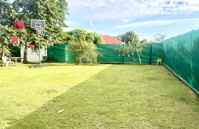 Villa de plain pied &agrave; Capesterre-Belle-Eau avec Longfort Immobilier