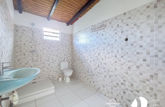 Location Appartement 94m&sup2; 3 pièces Sainte Rose