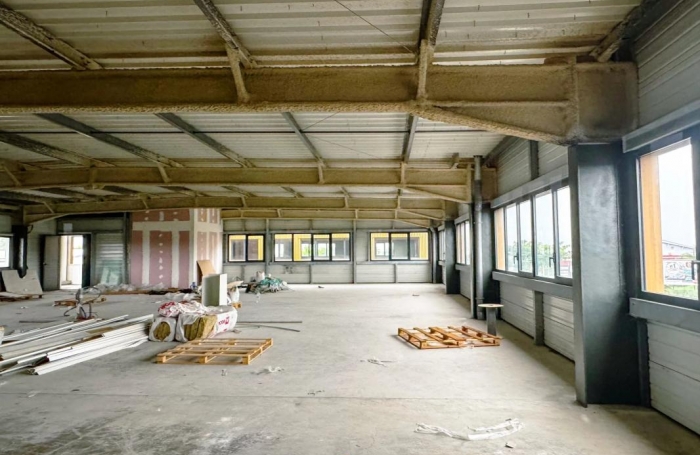 Location Local commercial 97118