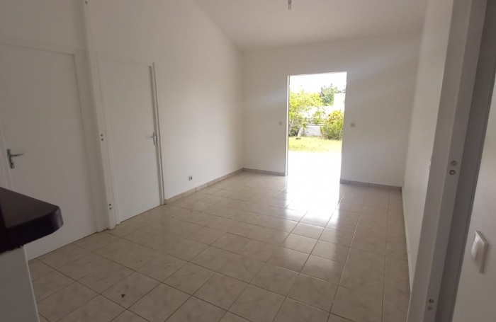 MAISON INDIVIDUELLE+GARAGE A PROXIMITE DOTHEMARE