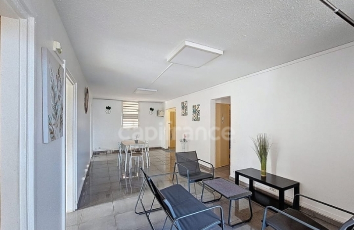 Vente Appartement 90m&sup2; 5 pièces Pointe-&agrave;-Pitre