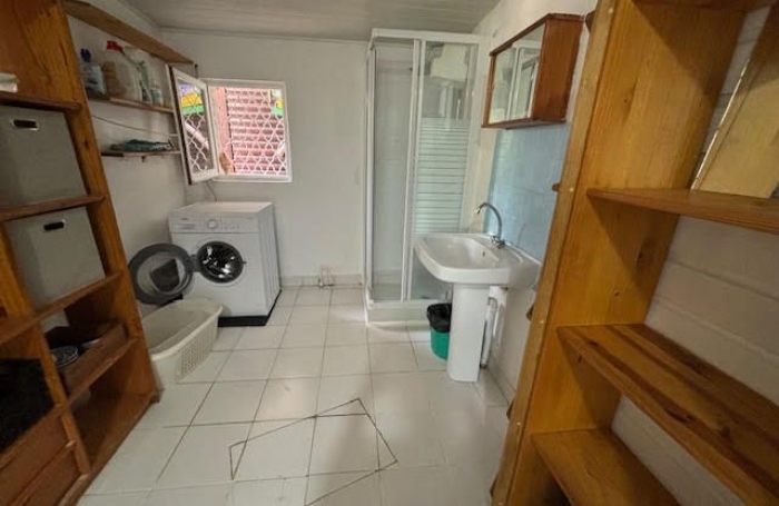 Location Maison 110m&sup2; 5 pièces Sainte Anne