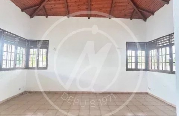 Vente Maison 160m&sup2; 6 pièces Baie Mahault