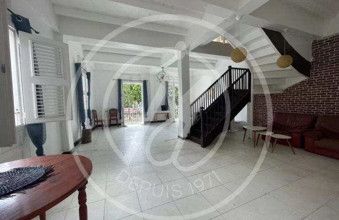 Vente Immeuble 97110