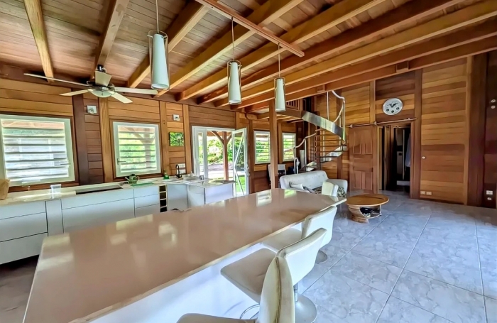 VILLA T5 AVEC PISCINE VUE MER SANS VIS AVIS