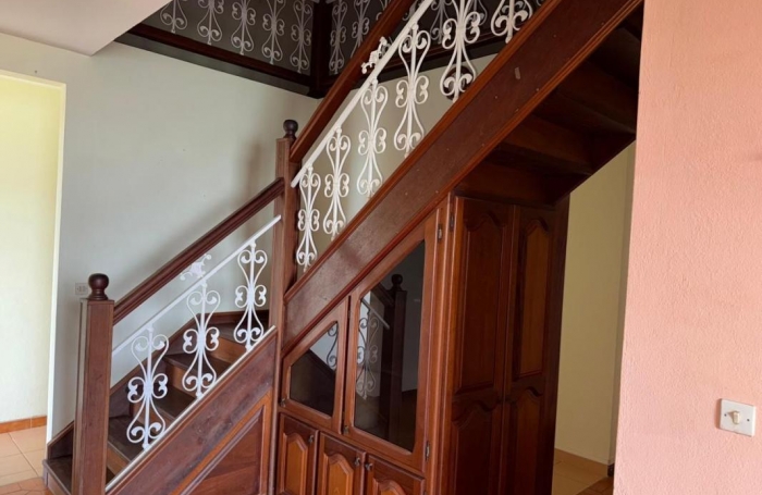 Vente Maison 220.84m&sup2; 6 pièces Deshaies