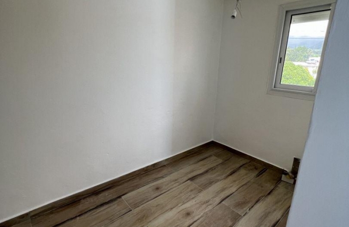 Vente Maison 144m&sup2; 5 pièces Capesterre Belle Eau