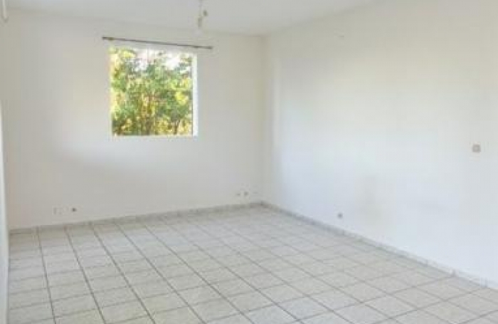 Location Maison 68m&sup2; 3 pièces Sainte Rose