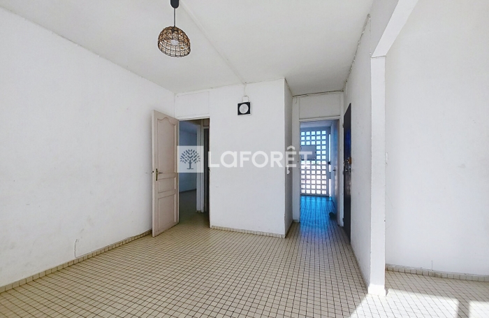 Vente Appartement 58.85m&sup2; 4 pi&egrave;ces Les Abymes