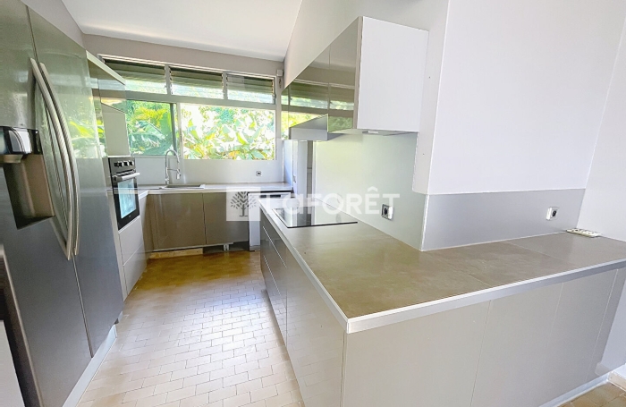 Vente Maison 175m&sup2; 8 pi&egrave;ces Saint Claude
