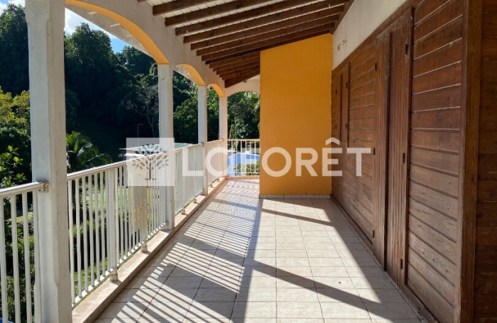 Vente Maison 190m&sup2; 7 pi&egrave;ces Gosier