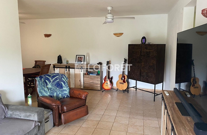 Vente Maison 190m&sup2; 7 pi&egrave;ces Gosier