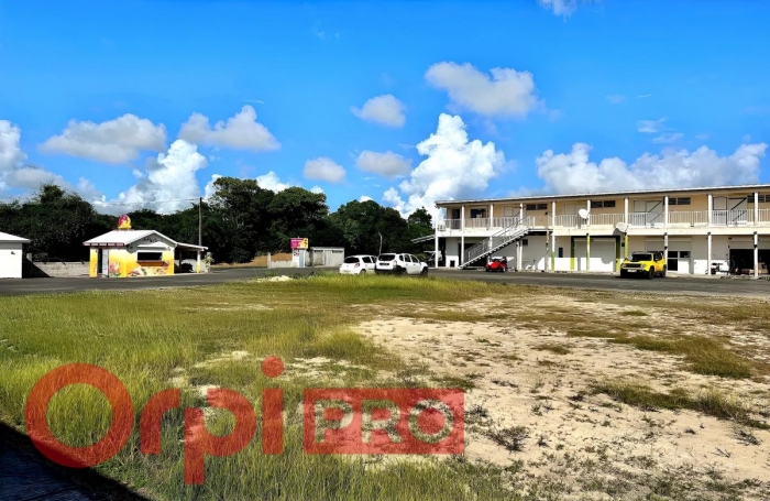 Location Local commercial 70m&sup2; Saint Fran&ccedil;ois